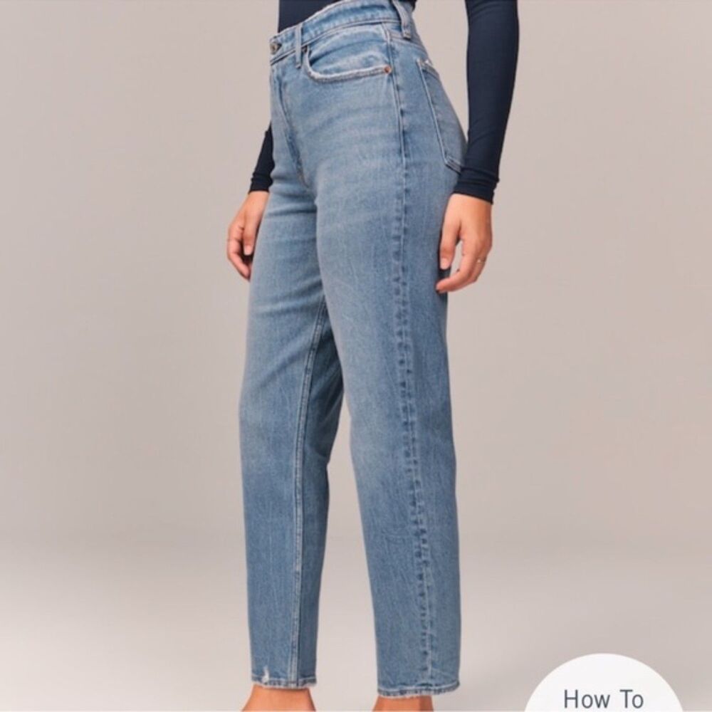 Abercrombie & Fitch Curve Love High Rise Mom Jeans Size 29